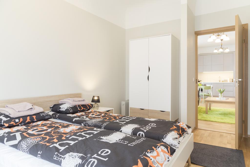 Saaresalu City Center Apartment Parnu Exterior photo