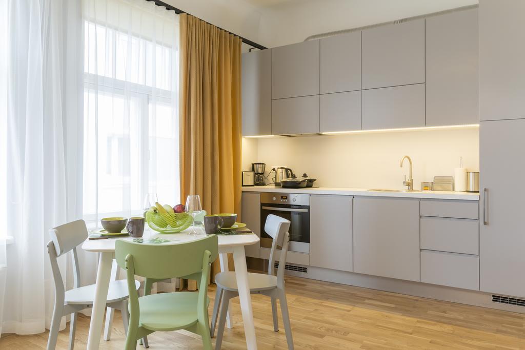 Saaresalu City Center Apartment Parnu Exterior photo
